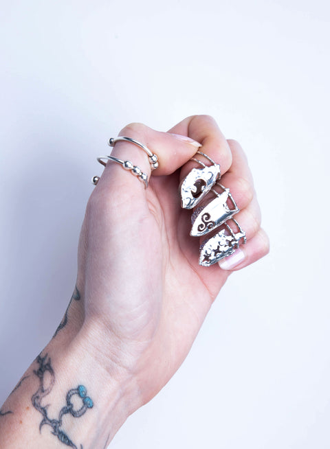 Battle Axe Shield Fingertip Ring