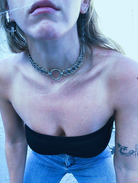 chainmail o-ring day collar made with hypoallergenic stainless steel