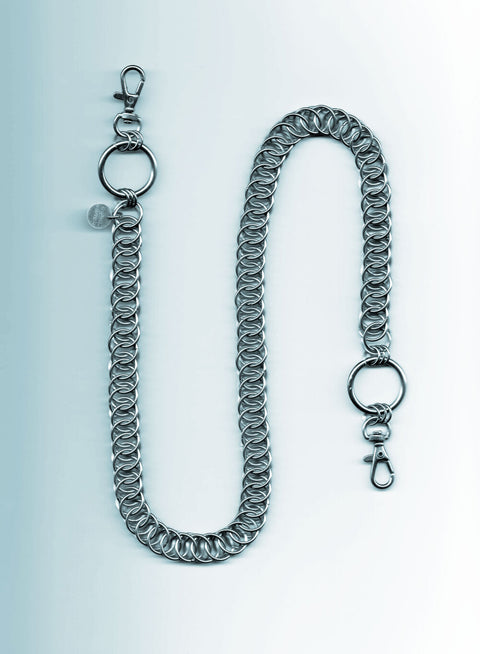 convertible chainmail pocket chain, can be worn as a phone leash, a pocket chain, or a necklace