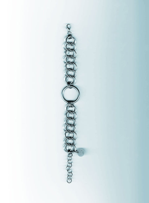o-ring chainmail bracelet made out of stainless steel