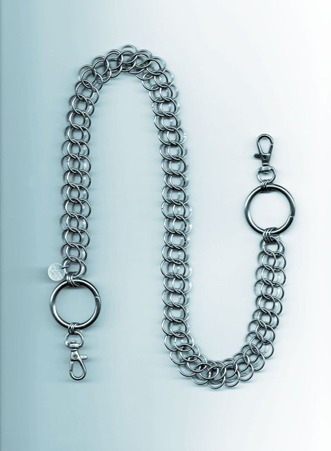 convertible chainmail pocket chain, can be worn as a phone leash, a pocket chain, or a necklace